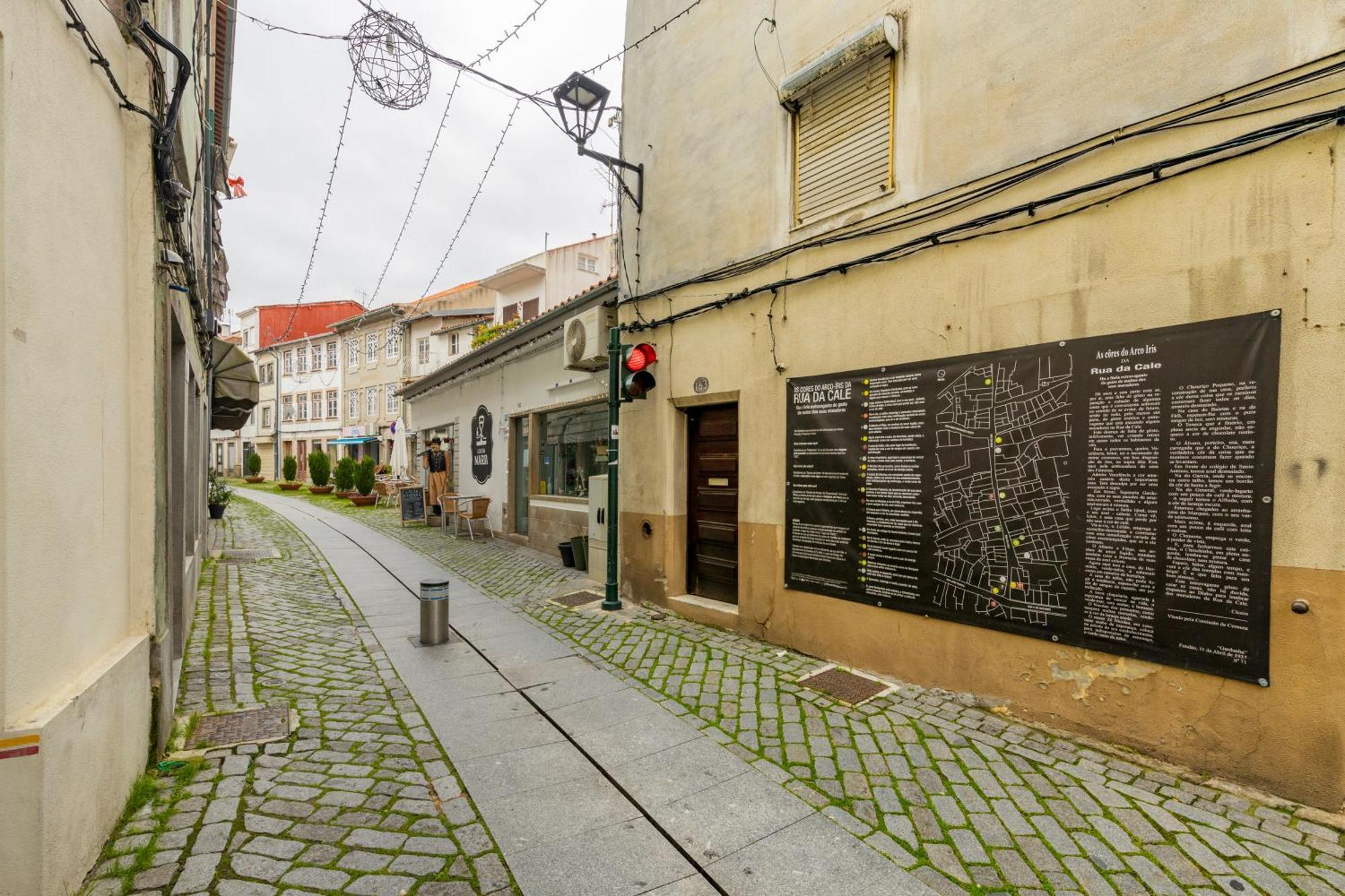 Cosy Remodeled Apartment In The City Center Fundão Exterior photo